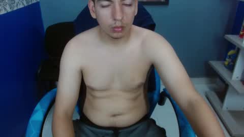 axel_stones_ online show from 11.02.25