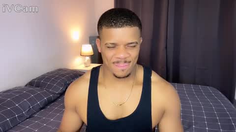 Snapshot of axelldasilva chatting on 03.11.25 AXEL DA SILVA online show from 03.11.25