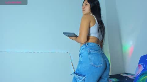 Snapshot of ayheleen_sexygirl3 chatting on 12.14.24 Mariana online show from 12.14.24