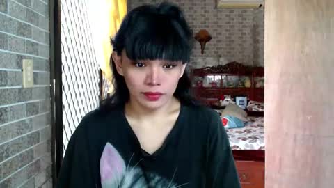 aymkyline online show from 10.17.25