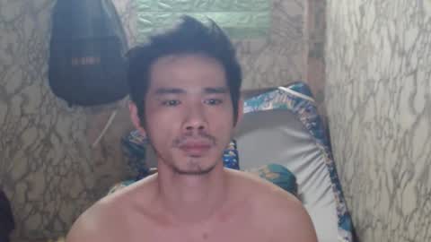 Snapshot of azn_philip chatting on 12.16.24 Philip online show from 12.16.24