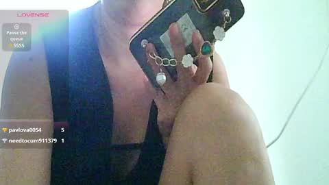 Snapshot of babe4u1234 chatting on 01.02.25 babe4u1234 online show from 01.02.25