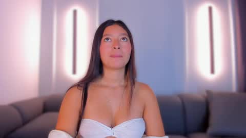 Snapshot of babe_katty chatting on 03.12.25 Katty online show from 03.12.25