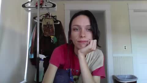 Snapshot of babiifern chatting on 10.09.25 Fern Browning online show from 10.09.25