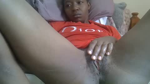 Snapshot of baby_facii chatting on 02.19.25 baby_facii online show from 02.19.25