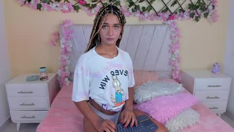 Snapshot of baby_kaliope chatting on 12.28.24 Kaliope online show from 12.28.24