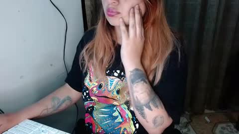 Snapshot of baby_lorenxs chatting on 10.07.25 baby_lorenxs online show from 10.07.25