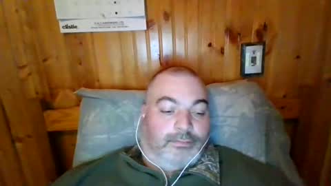 Snapshot of babybaby83 chatting on 02.26.25 Darren online show from 02.26.25