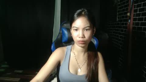 Snapshot of babyfloryn chatting on 09.26.25 babyfloryn online show from 09.26.25