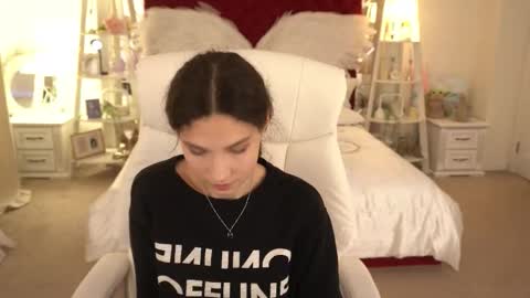 Sasha online show from 09.08.25