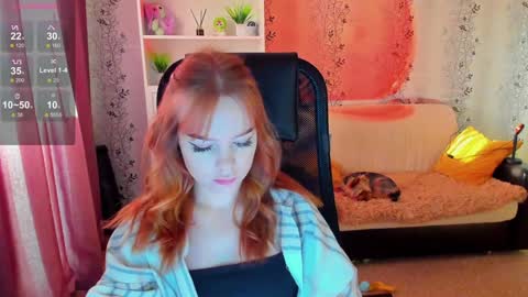 Snapshot of babyfoxyy chatting on 12.06.24 maddy online show from 12.06.24