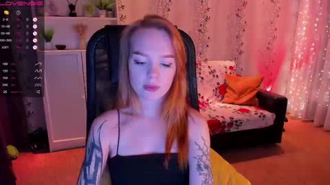 Snapshot of babyfoxyy chatting on 02.22.25 maddy online show from 02.22.25