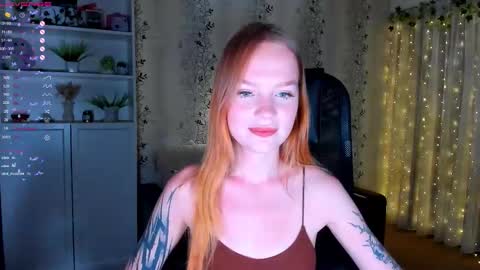 Snapshot of babyfoxyy chatting on 09.16.25 maddy online show from 09.16.25