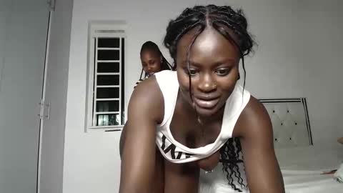 Snapshot of babygurl_barbie chatting on 10.09.25 BARBIE online show from 10.09.25