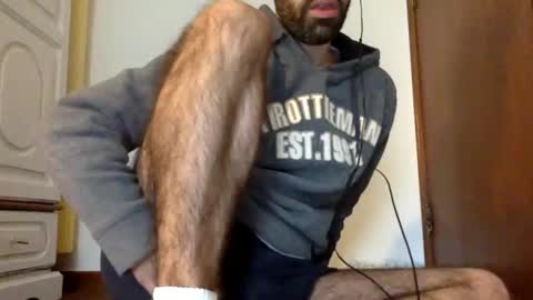 Snapshot of babyhardy chatting on 02.01.25 Tom A. online show from 02.01.25