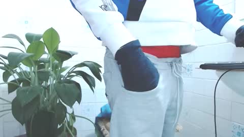 Snapshot of babyjhony chatting on 11.03.25 Jhony Naughty Skater online show from 11.03.25