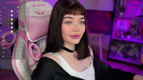 Snapshot of babyroxynill chatting on 12.01.24 Nika online show from 12.01.24