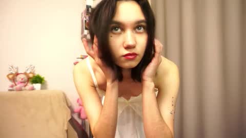 Snapshot of babyydolll69 chatting on 10.23.25 babyydolll69 online show from 10.23.25