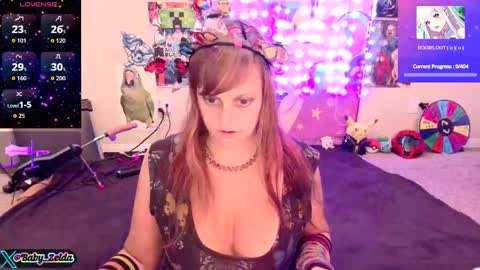 Snapshot of babyzelda chatting on 09.09.25 BabyZelda online show from 09.09.25