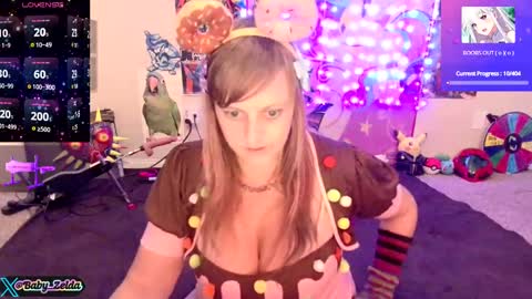 Snapshot of babyzelda chatting on 09.16.25 BabyZelda online show from 09.16.25