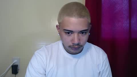 Snapshot of badboy_hanns chatting on 12.17.24 HANNS online show from 12.17.24