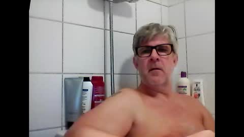 baggelina75 online show from 01.28.25