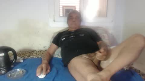 Snapshot of bambino6060 chatting on 11.10.25 bambino6060 online show from 11.10.25