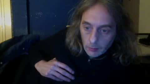 Snapshot of bangintoleather chatting on 12.26.24 bangintoleather online show from 12.26.24