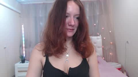 Snapshot of barbarastily chatting on 09.11.25 barbarastily online show from 09.11.25