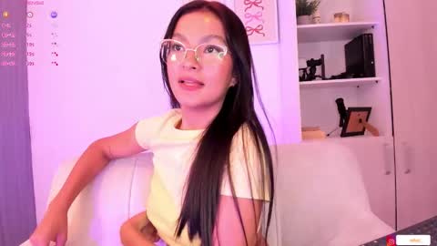 Snapshot of barbie_brunette3 chatting on 10.13.25  independet model online show from 10.13.25