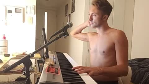 Snapshot of barebritpianist chatting on 09.17.25 BareBritPianist online show from 09.17.25