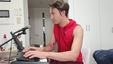 Snapshot of barebritpianist chatting on 12.03.25 BareBritPianist online show from 12.03.25