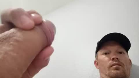 Snapshot of barniemay chatting on 10.20.25 barniemay online show from 10.20.25