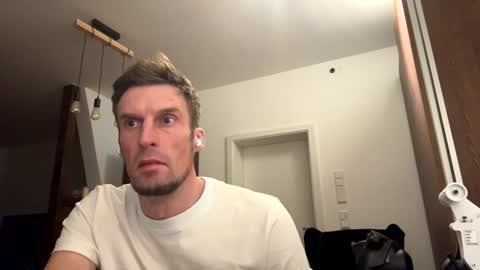 basst23 online show from 01.04.25