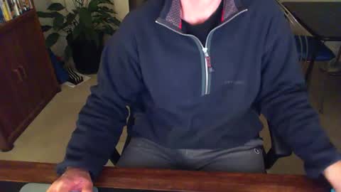 Snapshot of batebro13 chatting on 12.22.24 BateBro13 online show from 12.22.24