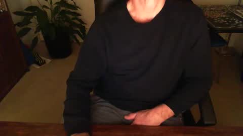 Snapshot of batebro13 chatting on 12.24.24 BateBro13 online show from 12.24.24