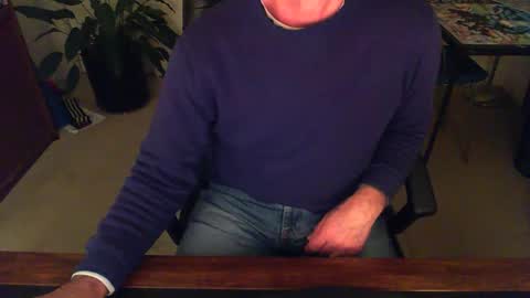 Snapshot of batebro13 chatting on 02.05.25 BateBro13 online show from 02.05.25