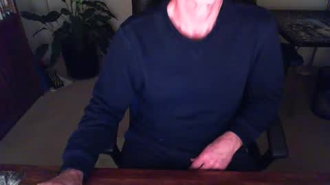 Snapshot of batebro13 chatting on 02.24.25 BateBro13 online show from 02.24.25