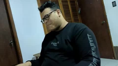 Snapshot of batman2430 chatting on 09.10.25 brian online show from 09.10.25