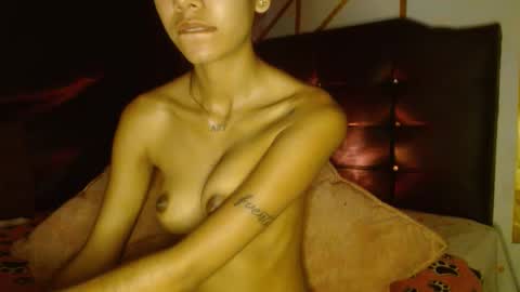 Snapshot of bayonettaxxx chatting on 10.01.25 sexi baby online show from 10.01.25