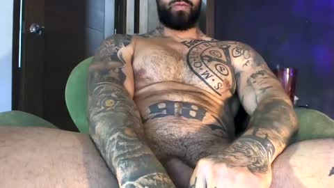 Snapshot of bby044 chatting on 01.16.25 bby044 online show from 01.16.25