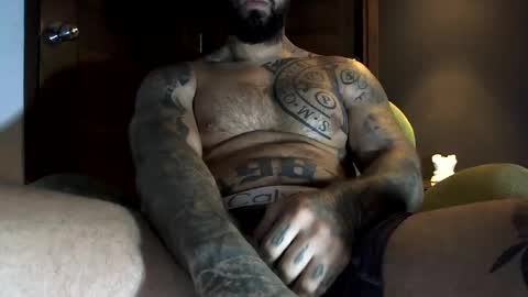 Snapshot of bby044 chatting on 02.20.25 bby044 online show from 02.20.25