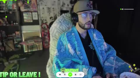 Snapshot of beastbxy chatting on 01.28.25 beast bxy online show from 01.28.25