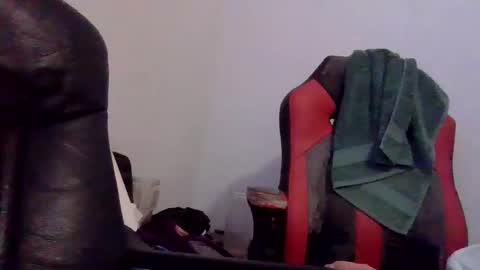 Snapshot of beautifukk chatting on 01.05.25 beautifukk online show from 01.05.25