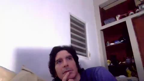 Snapshot of beautifukk chatting on 01.14.25 beautifukk online show from 01.14.25