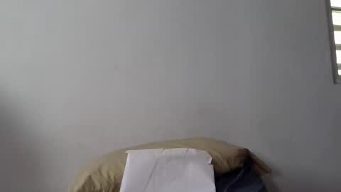 Snapshot of beautifukk chatting on 01.14.25 beautifukk online show from 01.14.25