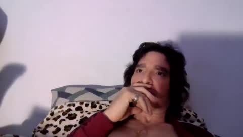 Snapshot of beautifukk chatting on 01.16.25 beautifukk online show from 01.16.25