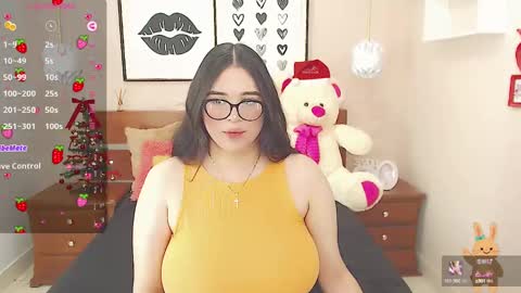Snapshot of beautty_pink chatting on 12.20.24 beautty_pink online show from 12.20.24