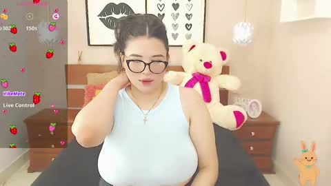 Snapshot of beautty_pink chatting on 01.17.25 beautty_pink online show from 01.17.25
