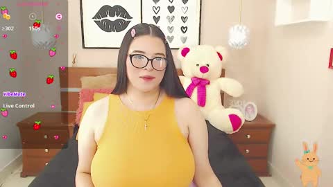 Snapshot of beautty_pink chatting on 01.21.25 beautty_pink online show from 01.21.25